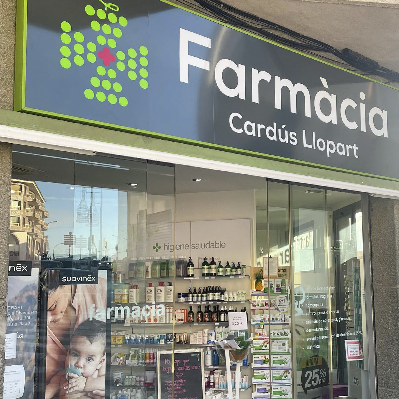 farmacia cardus llopart sant sadurni d anoia imagen exterior de dia